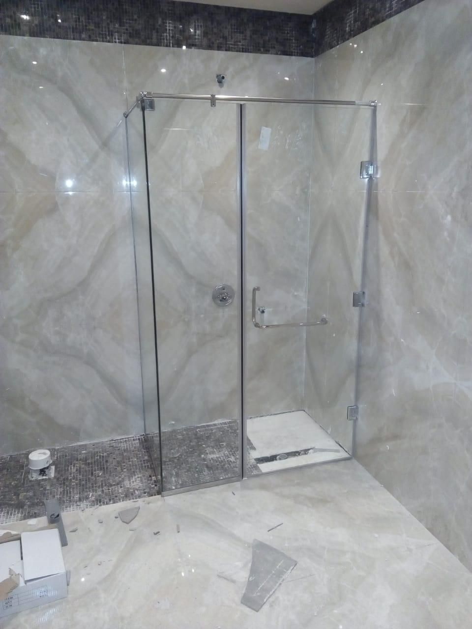 تركيب وتوريد زجاج سكريت ومرايا