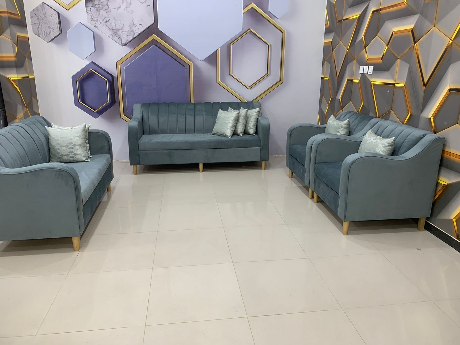 كنبات جديد في سعر المصنع جاهز وتفصال حسب الطلب يتو