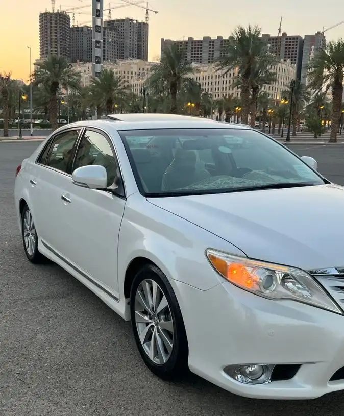 سيارات للبيع