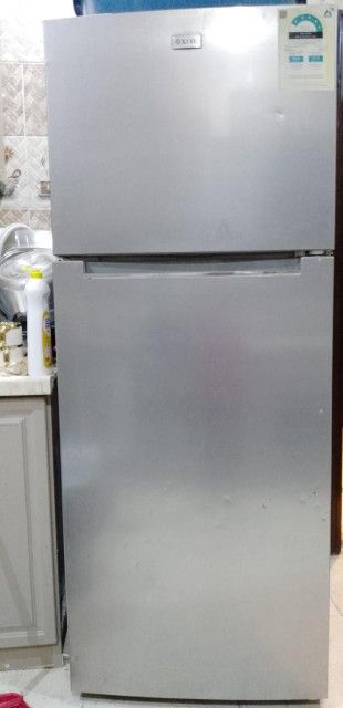 فني ومهندس تبريد وتكييف وصيانه الثلاجات بجميع انواعها