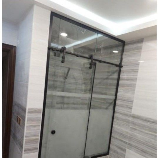 زجاج سكريت ومرايا الرياض