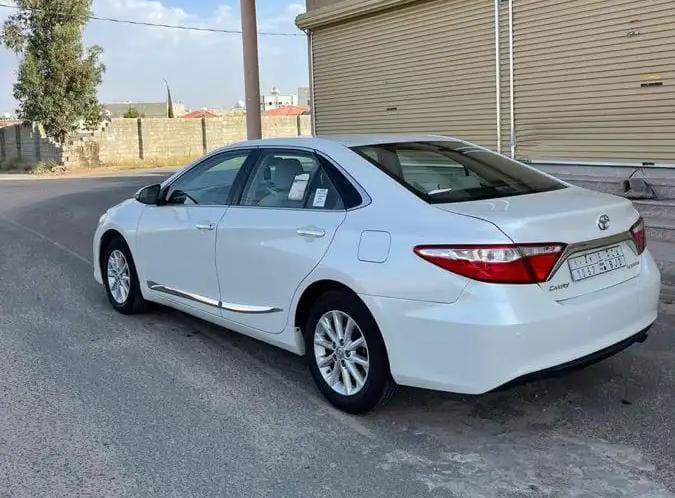 سيارة تويوتا كامري الموديل 2017