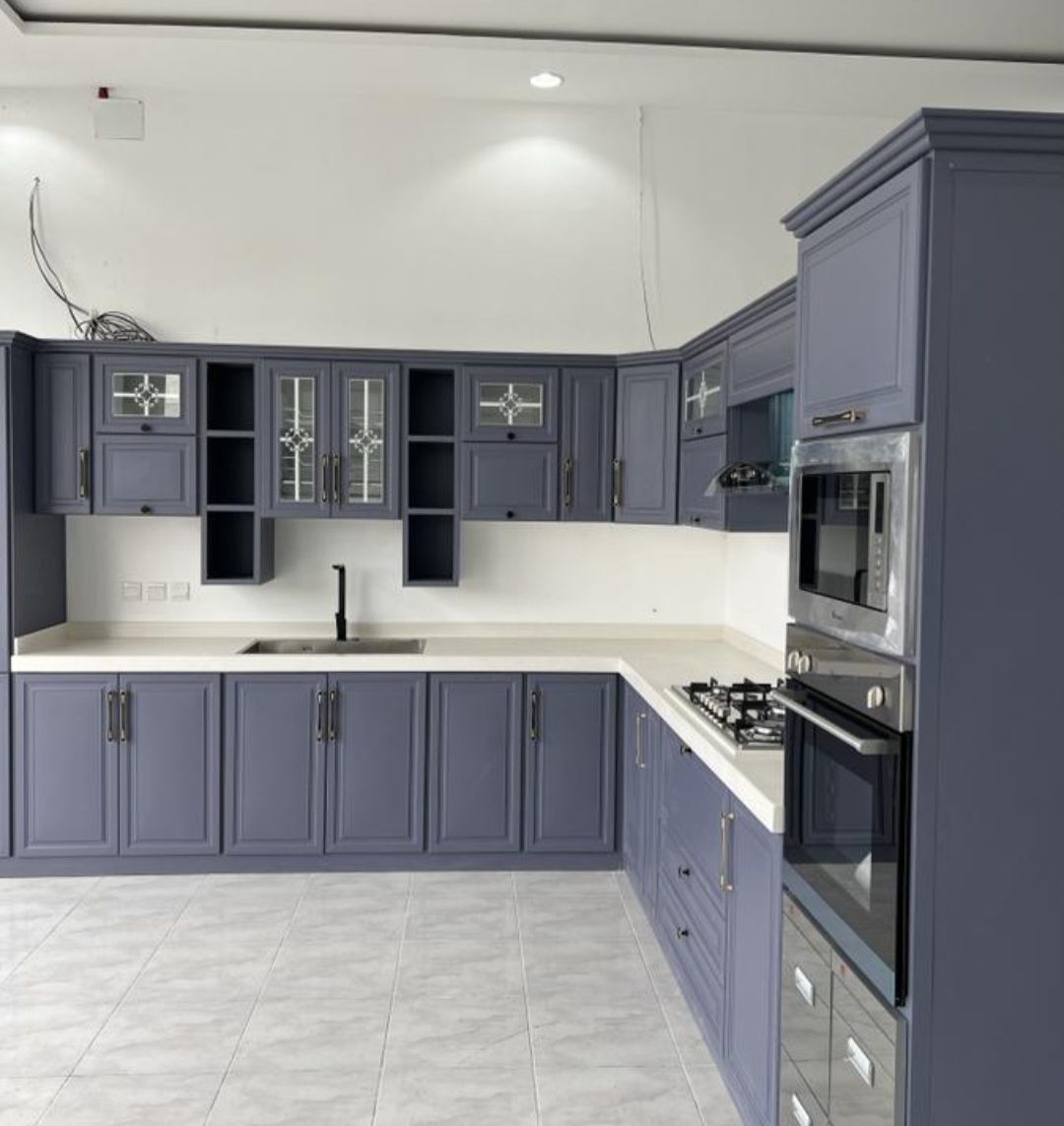 مطبخ جاهز وتفصيل حسب الطلب رف اربعه ملي ضمان عشر سنوات رف ربعه