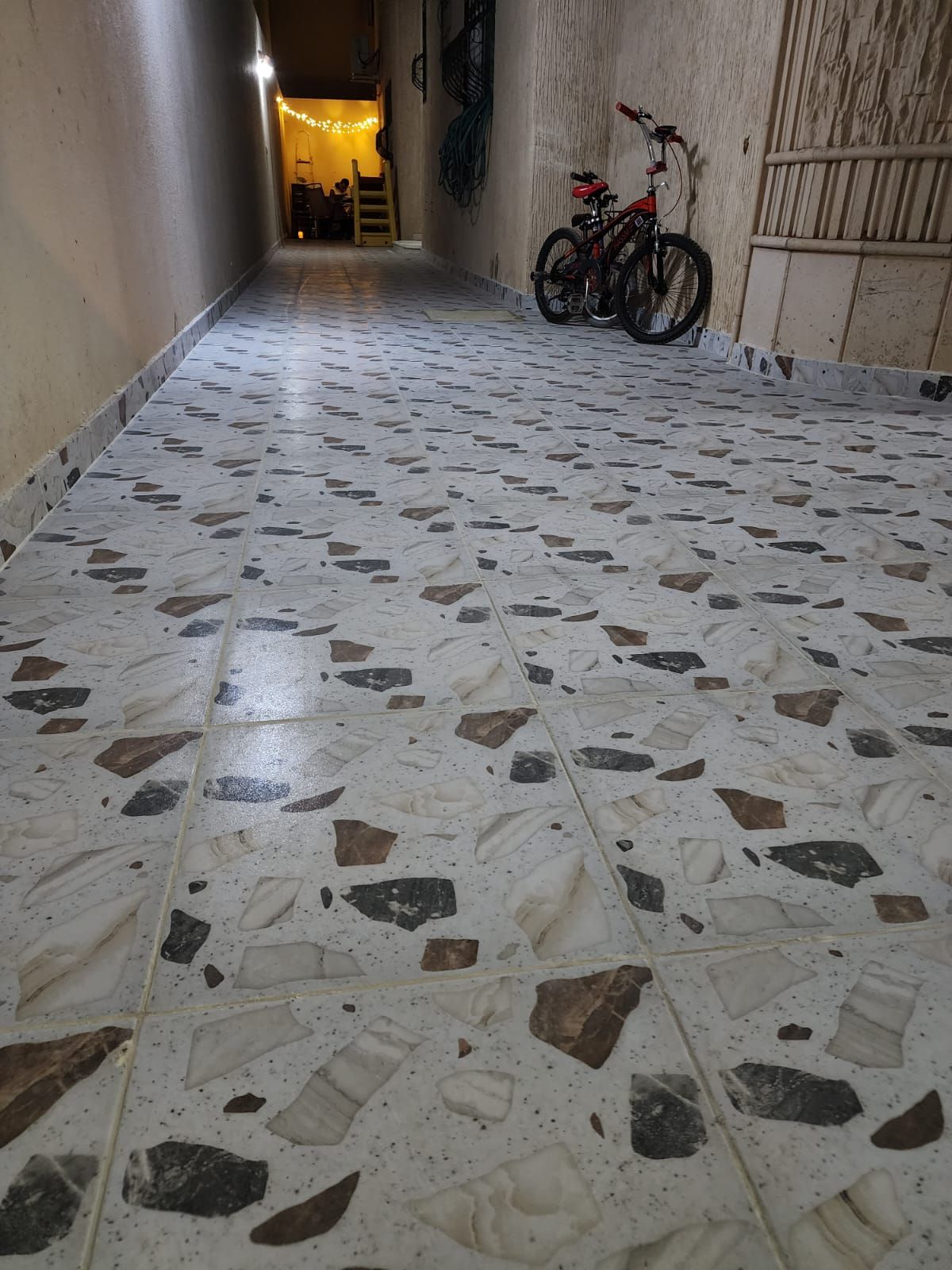 معلم بلاط شمال الرياض