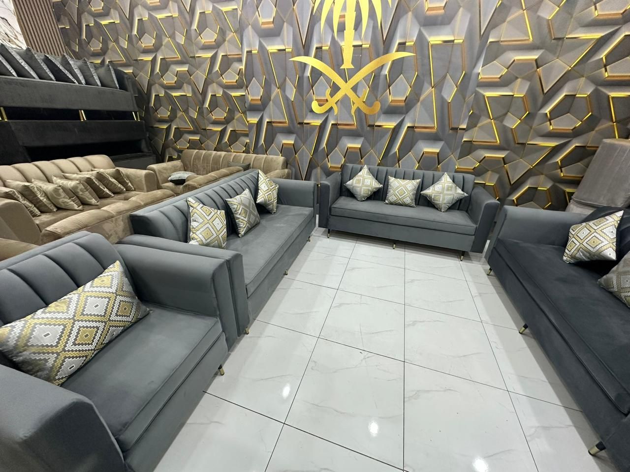 كنبات جديد في سعر المصنع جاهز وتفصال حسب الطلب يتو