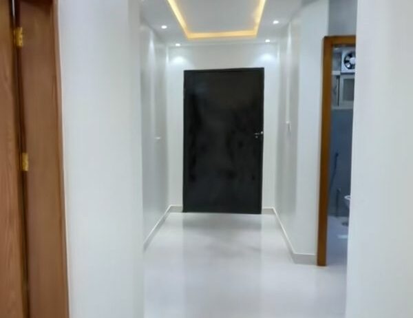 معلم دهانات وديكورات
