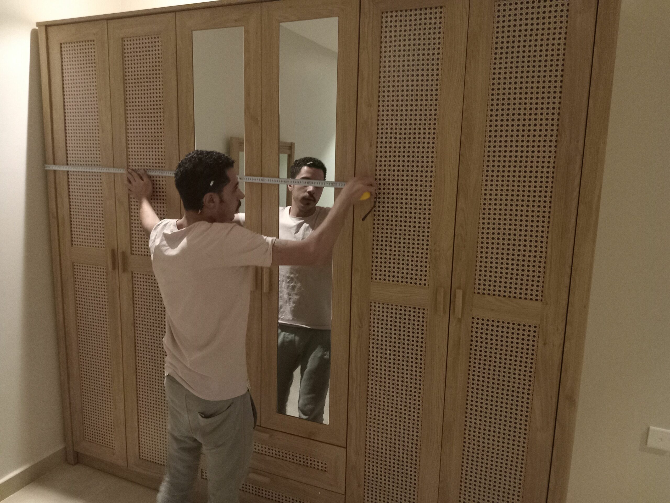 تصليحات ديكورت والامنيوم