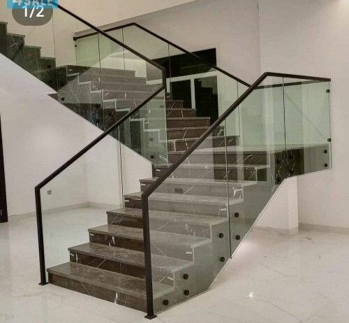 تركيب زجاج سكريت تركيب شاورات زجاج تركيب درابزين زجاج