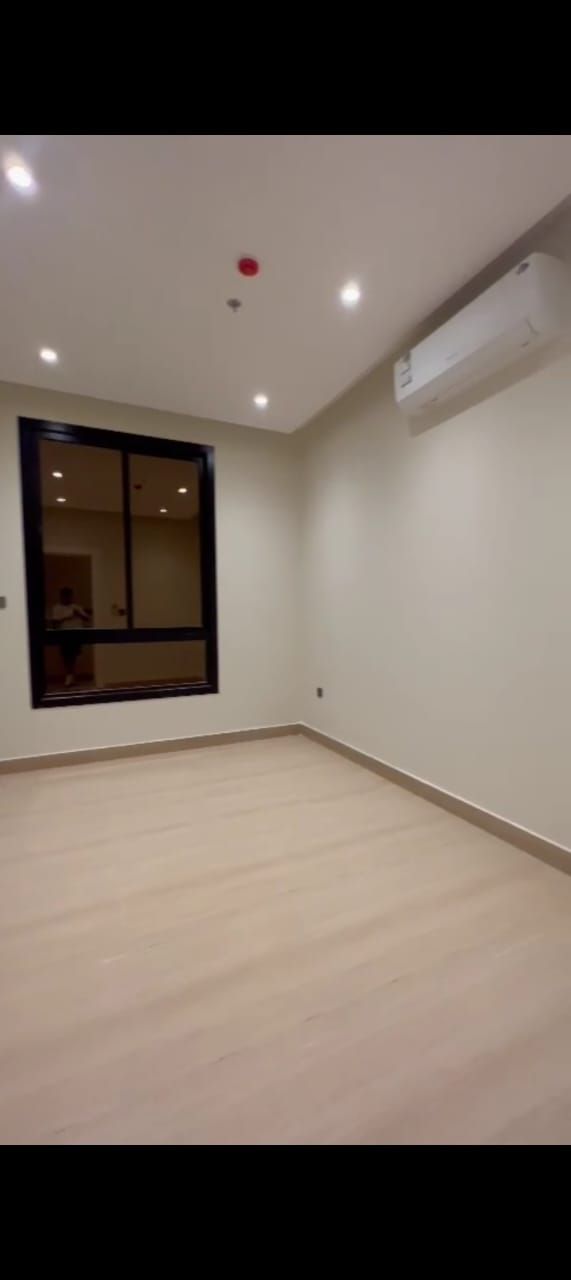 شقة في حي المعارض