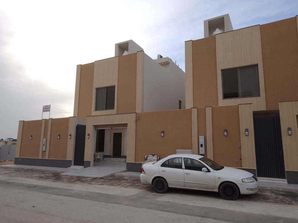 للبيع فيلا بحي العارض علي الكود الجديد