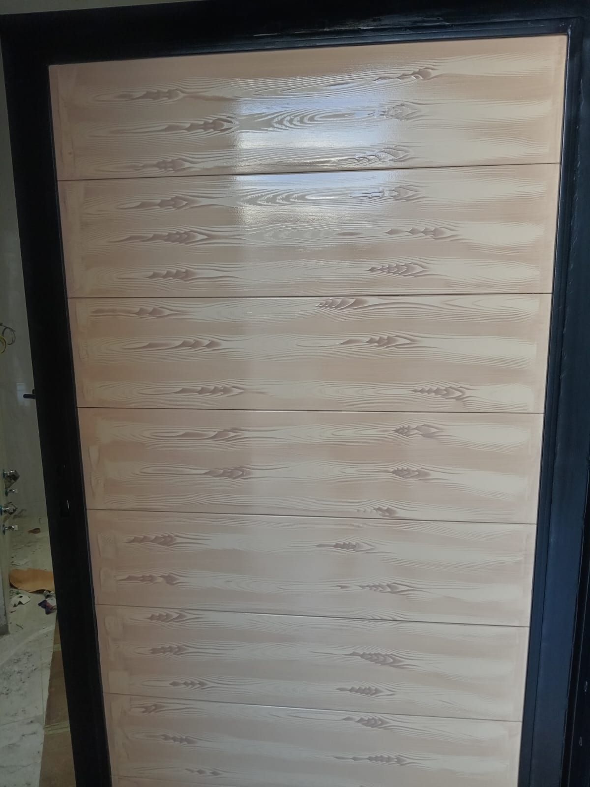 مصنع ابواب حديد وتربزينات واستيل وشبابيك المنيوم و