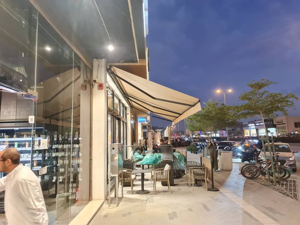 مظلات كهربائية بالريموت ـ مظلات ثابتة مظلات يدوية