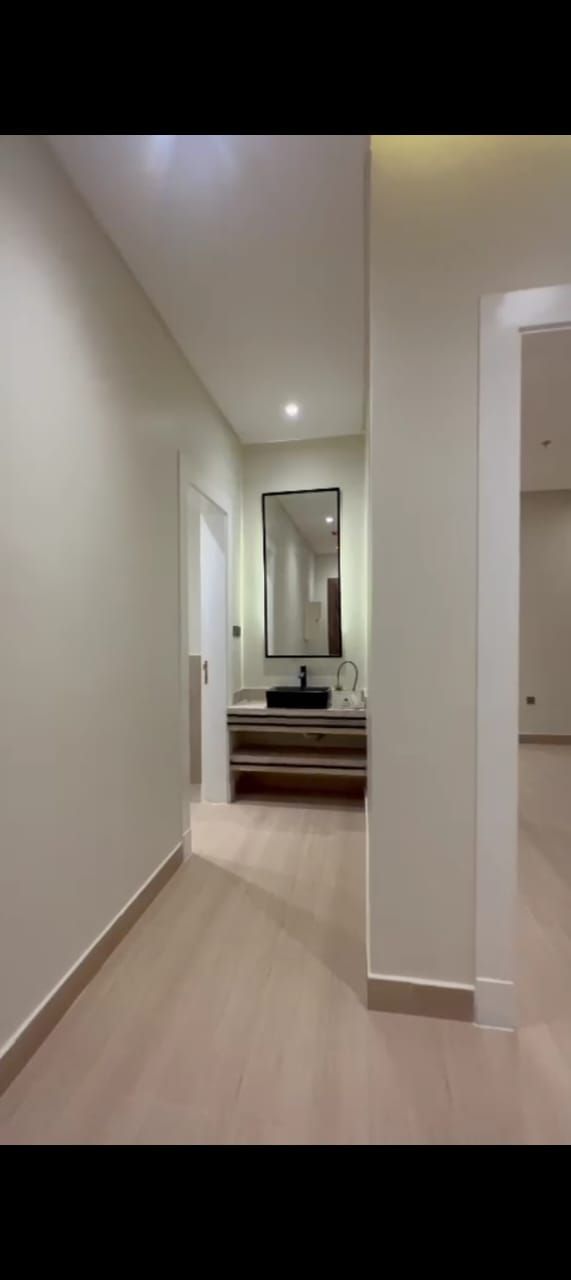 شقة في حي المعارض