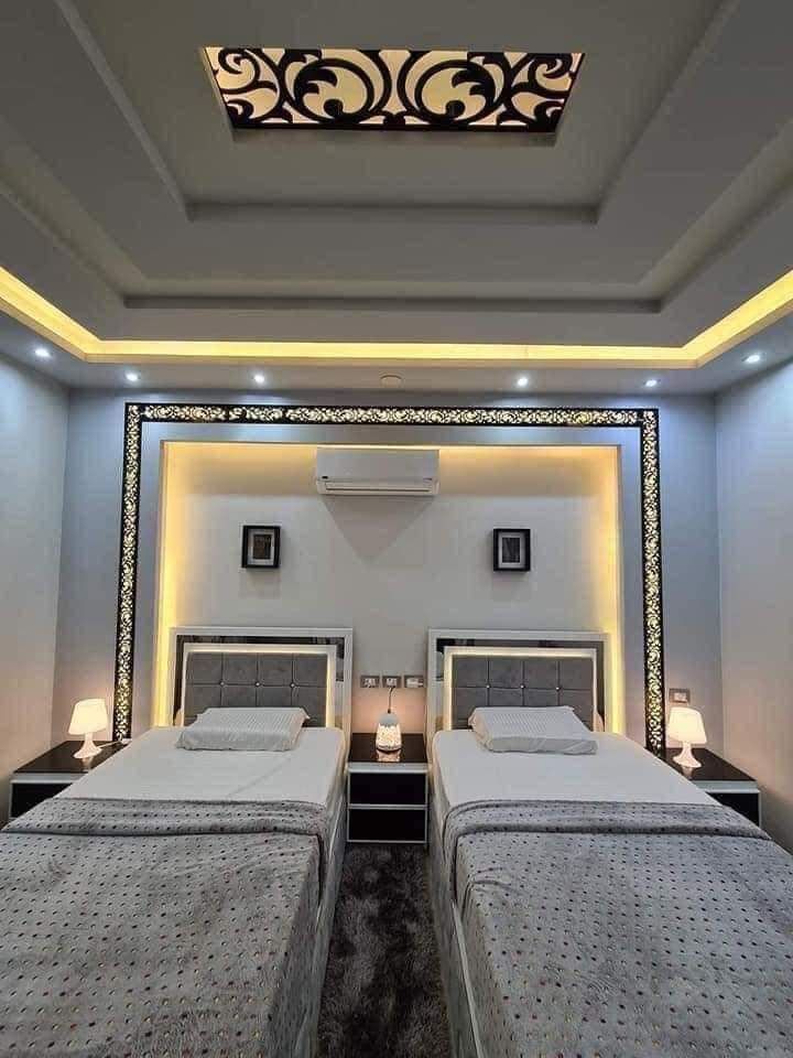 معلم دهانات وديكورات