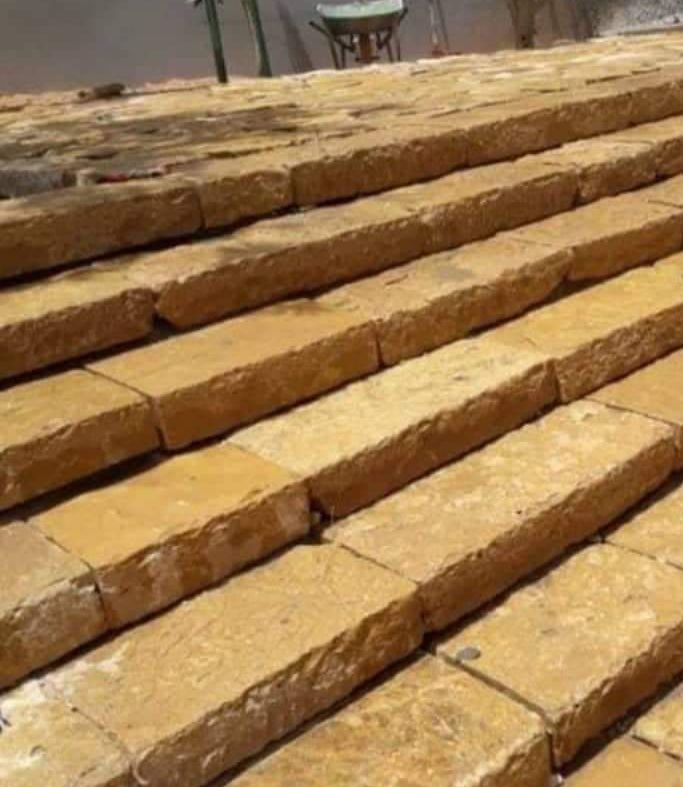 مقاول حجر ديكورات