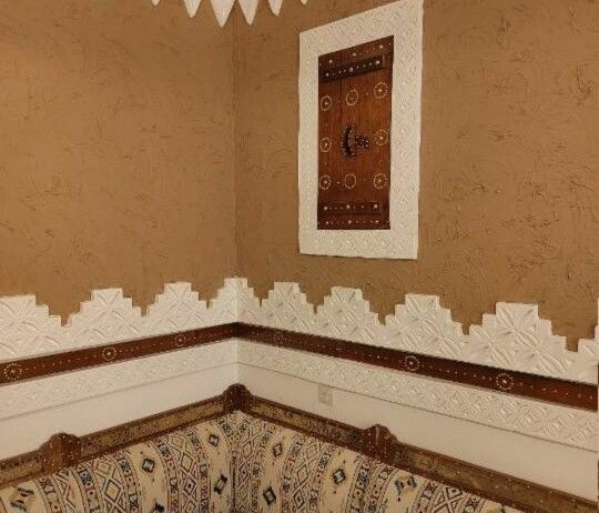 خدمات أعمال وتززين البيوت والمجالس التراثية وترميم