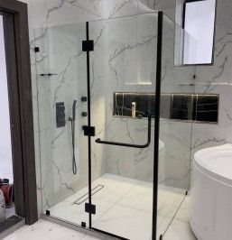 زجاج سكريت ومرايا الرياض