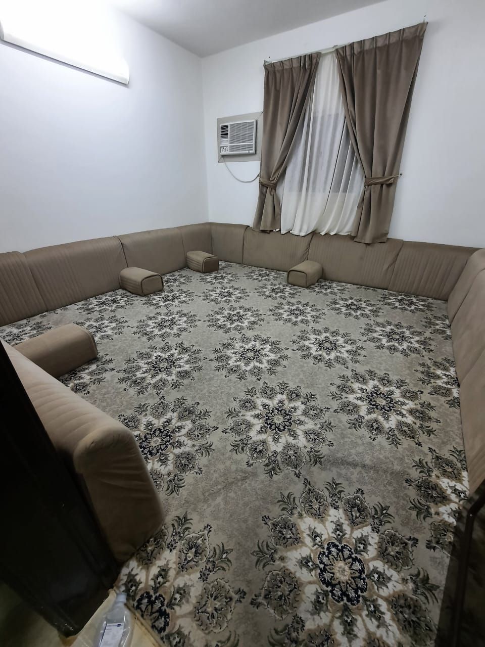 اغراض منزلية شبه جديد