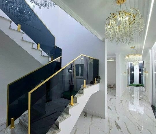 تركيب زجاج سكريت تركيب شاورات زجاج تركيب درابزين زجاج