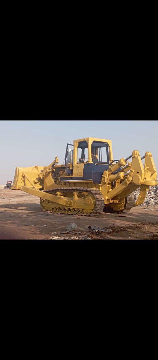 رش الرمل وازاله الصدا والبويه لجميع انواع المعدات