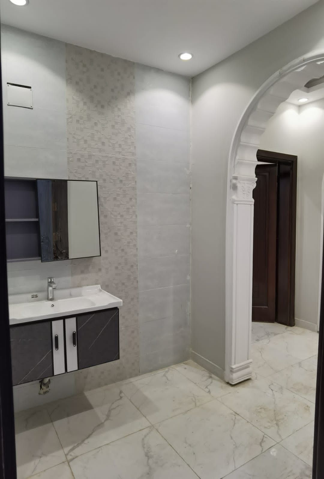 *فيلا فاخرة للايجار* *المدينه المنوره حي شوران