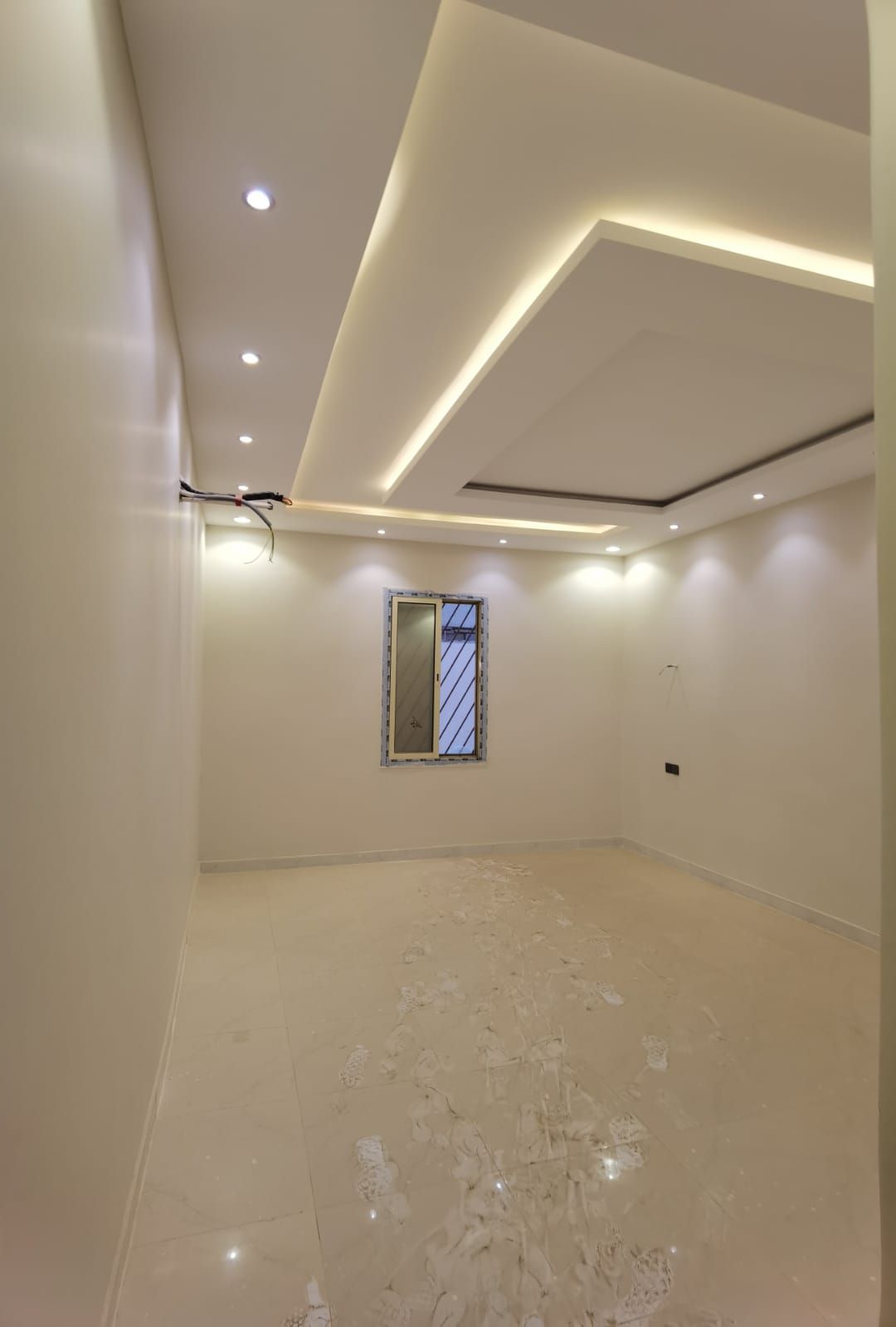 *فيلا فاخرة للايجار* *المدينه المنوره حي شوران