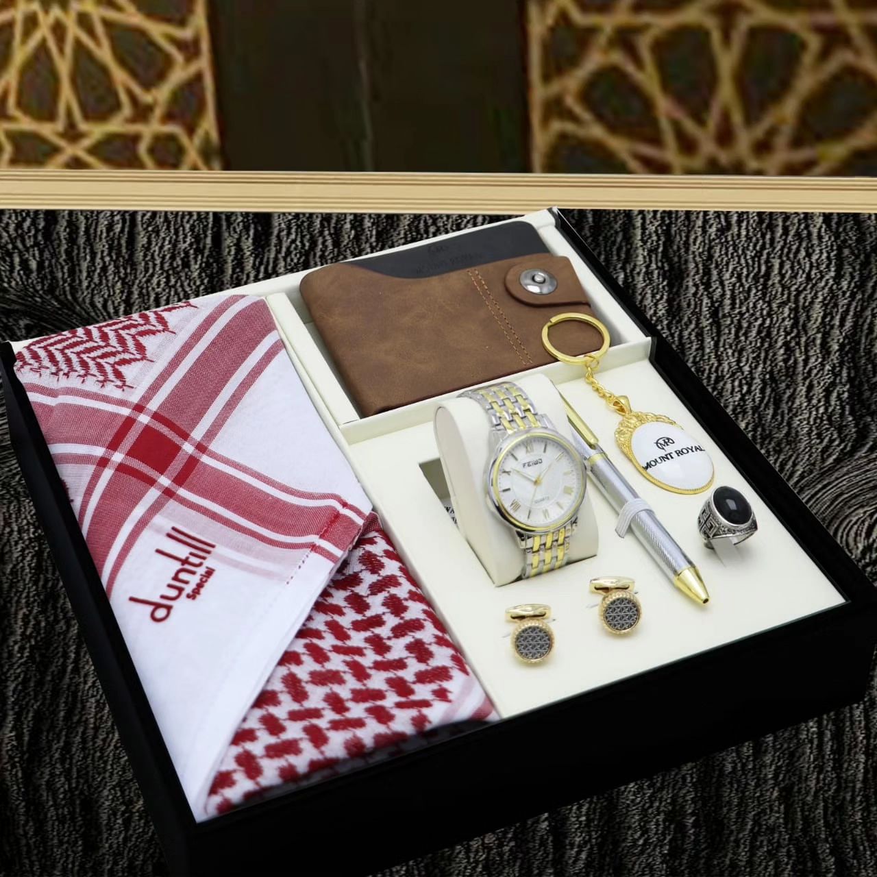 أطقم رجاليه من مونت رويال