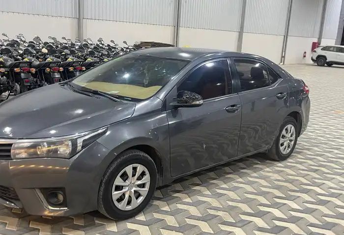 سيارة للبيع