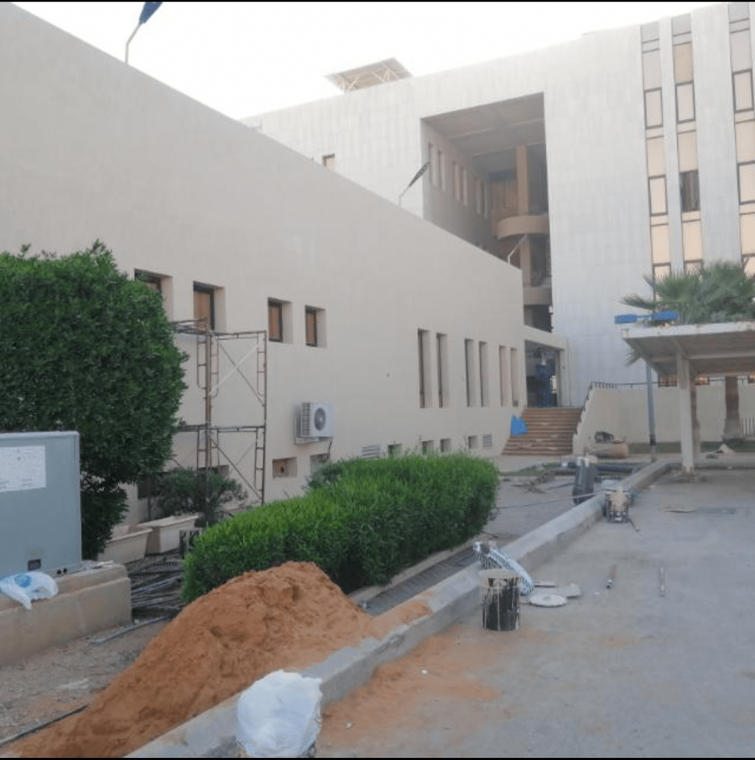 معلم دهانات وديكورات بالرياض