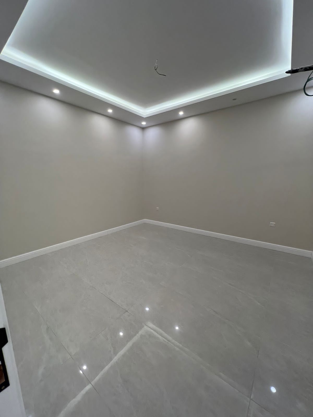 *فيلا دور فاخرة للايجار* *المدينه المنوره حي الران