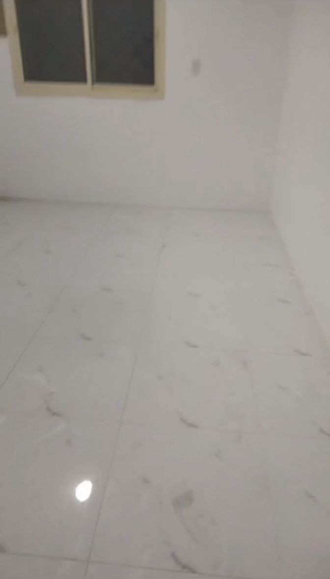 *السلام عليكم ورحمه الله* *وبركاته* *شقه للايجار*