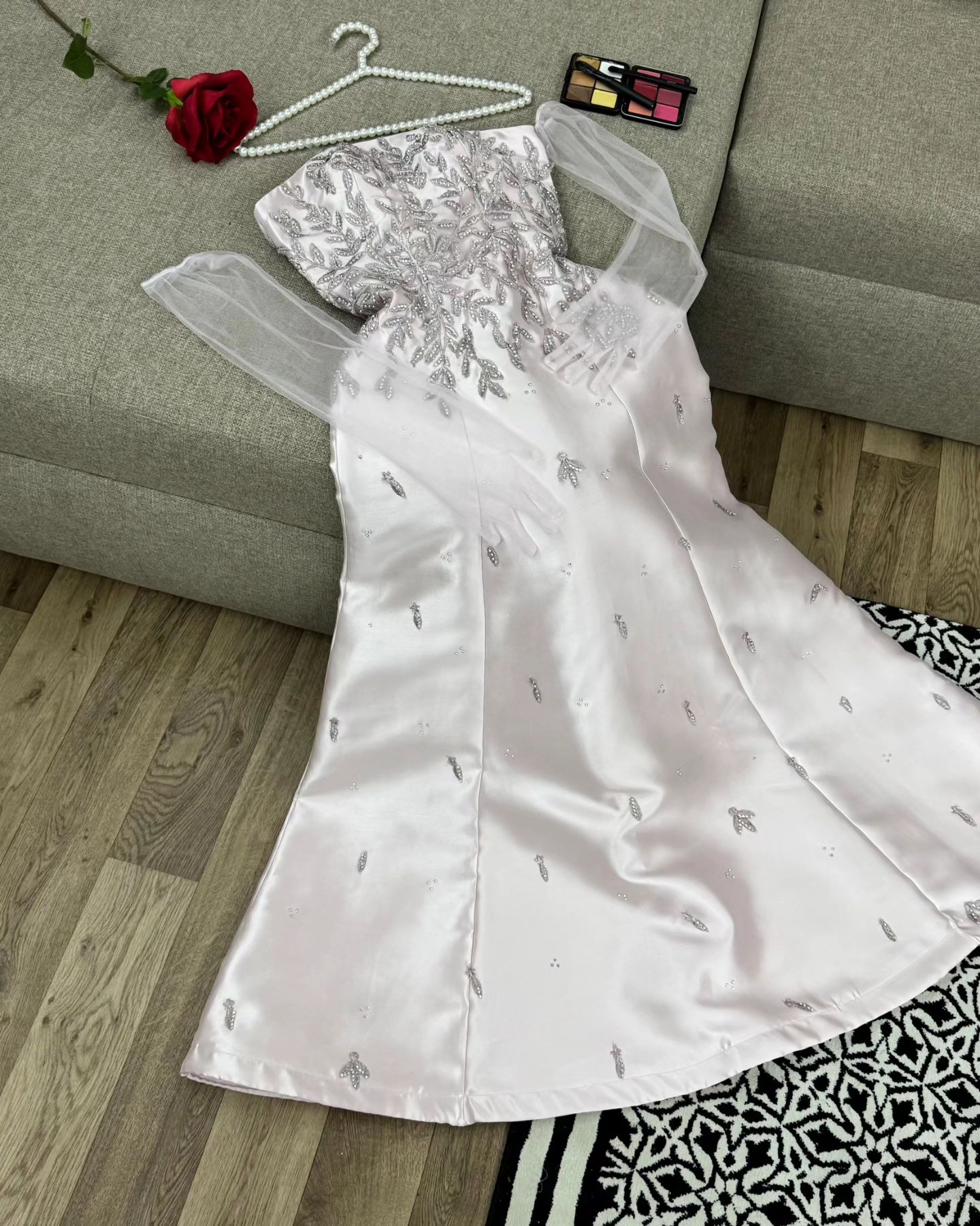 فستان الخامه ميكادو نوع القصه كلوش