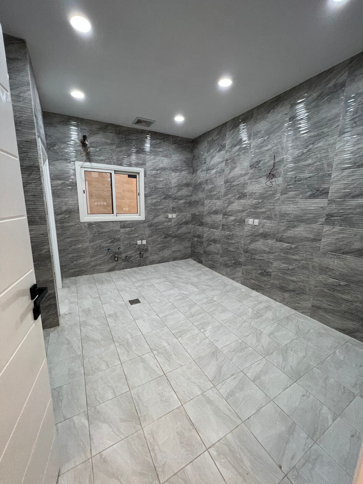 *فيلا دور فاخرة للايجار* *المدينه المنوره حي الران