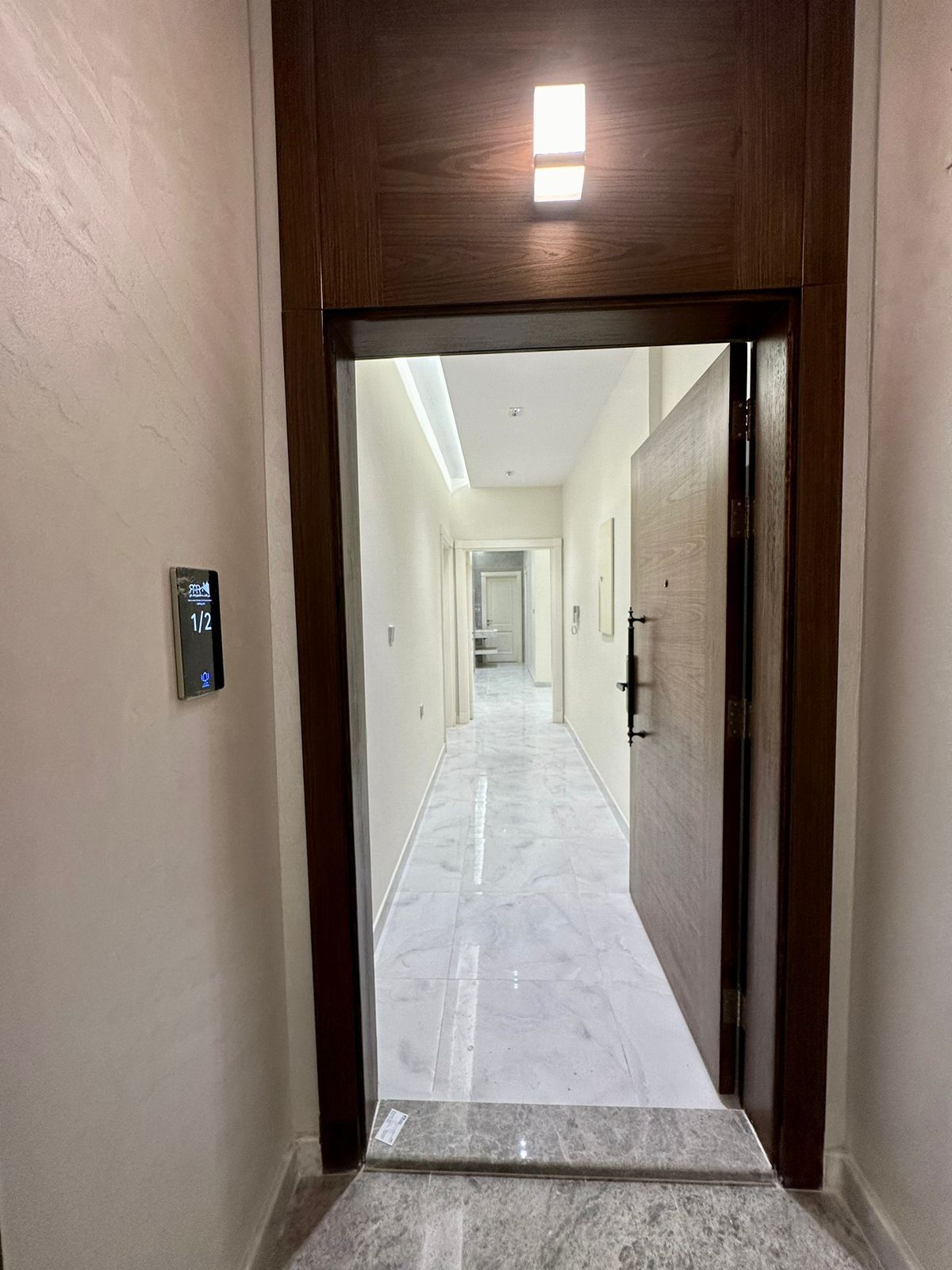 🔺مشروع R90🔺 ❇️ حي الصفا 4 🔺*ثــلاث شـقـق بالـدور ف