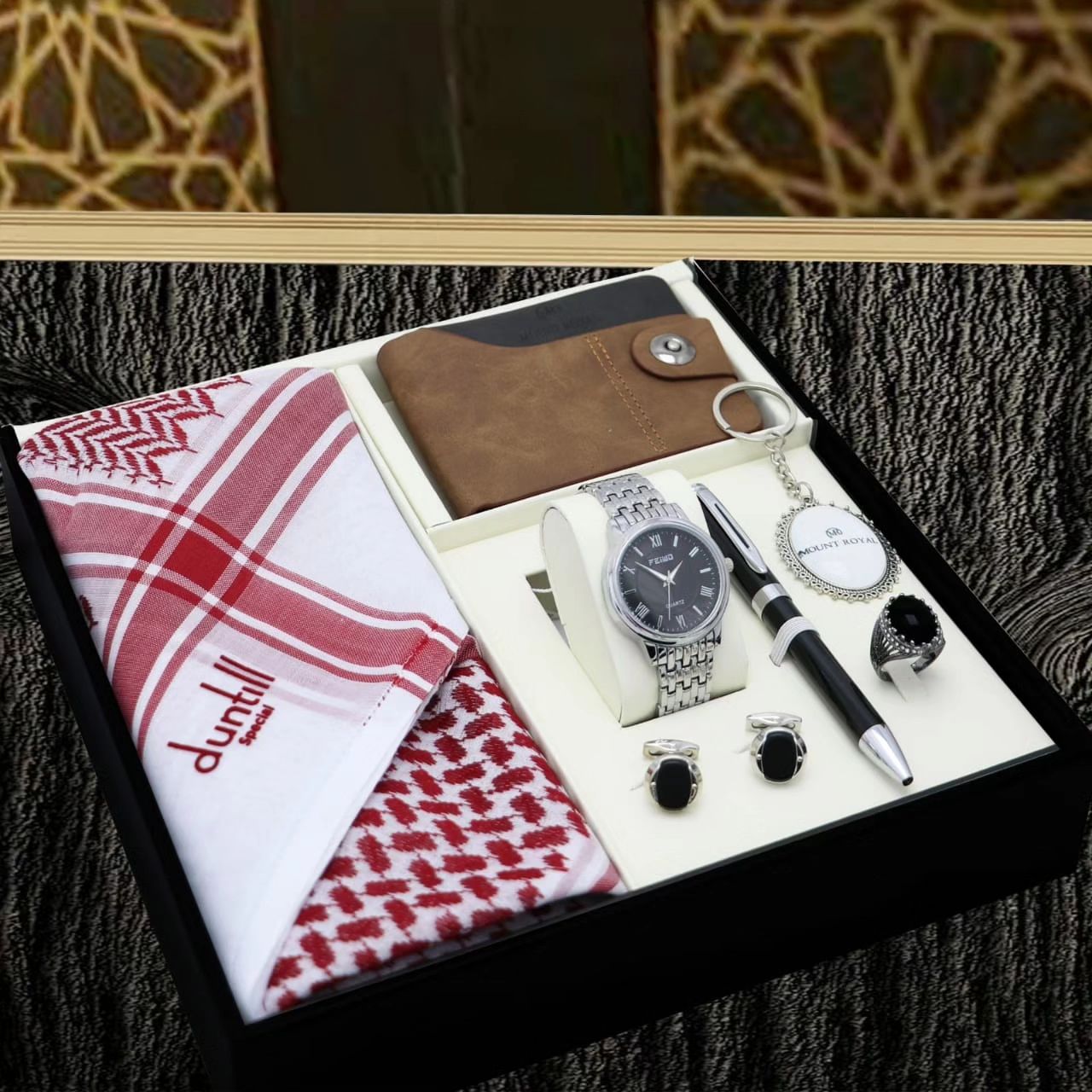 أطقم رجاليه من مونت رويال