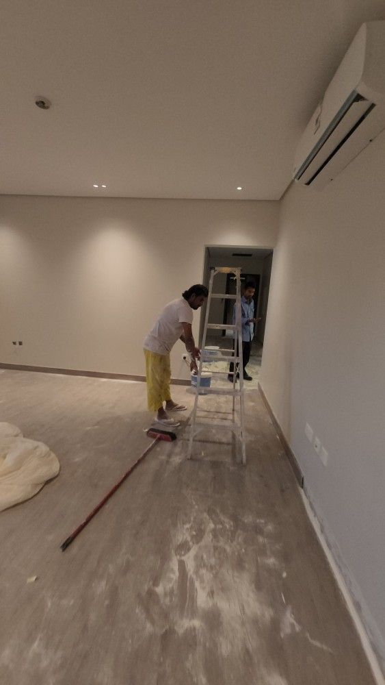 معلم دهانات جده معلم بويات بجده وديكورات ٠٥٠٧٨٣٦٠٠