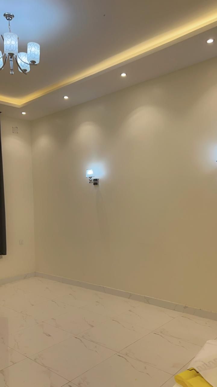 شقه نظيفه للايجار ب المهديه. الشقه دورين