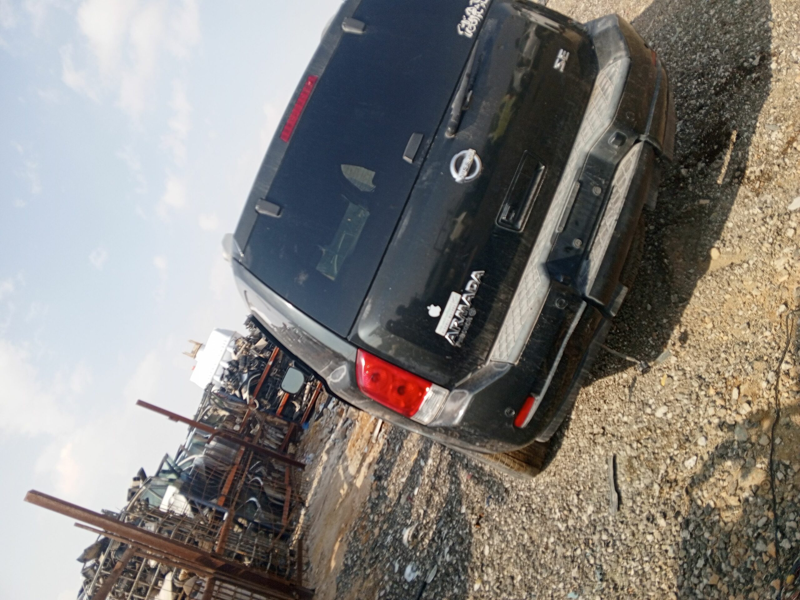 تشليح الحائر لبيع قطع غيار السيارات الارمادا بانوع