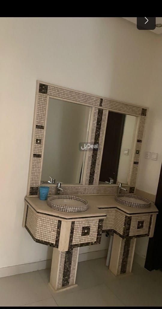 فيله للايجار في الرياض حي المونسيه