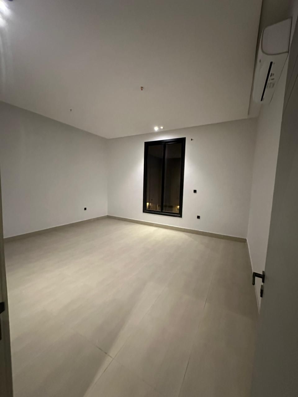 شقه فاخره للايجار الرياض حي الياسمين