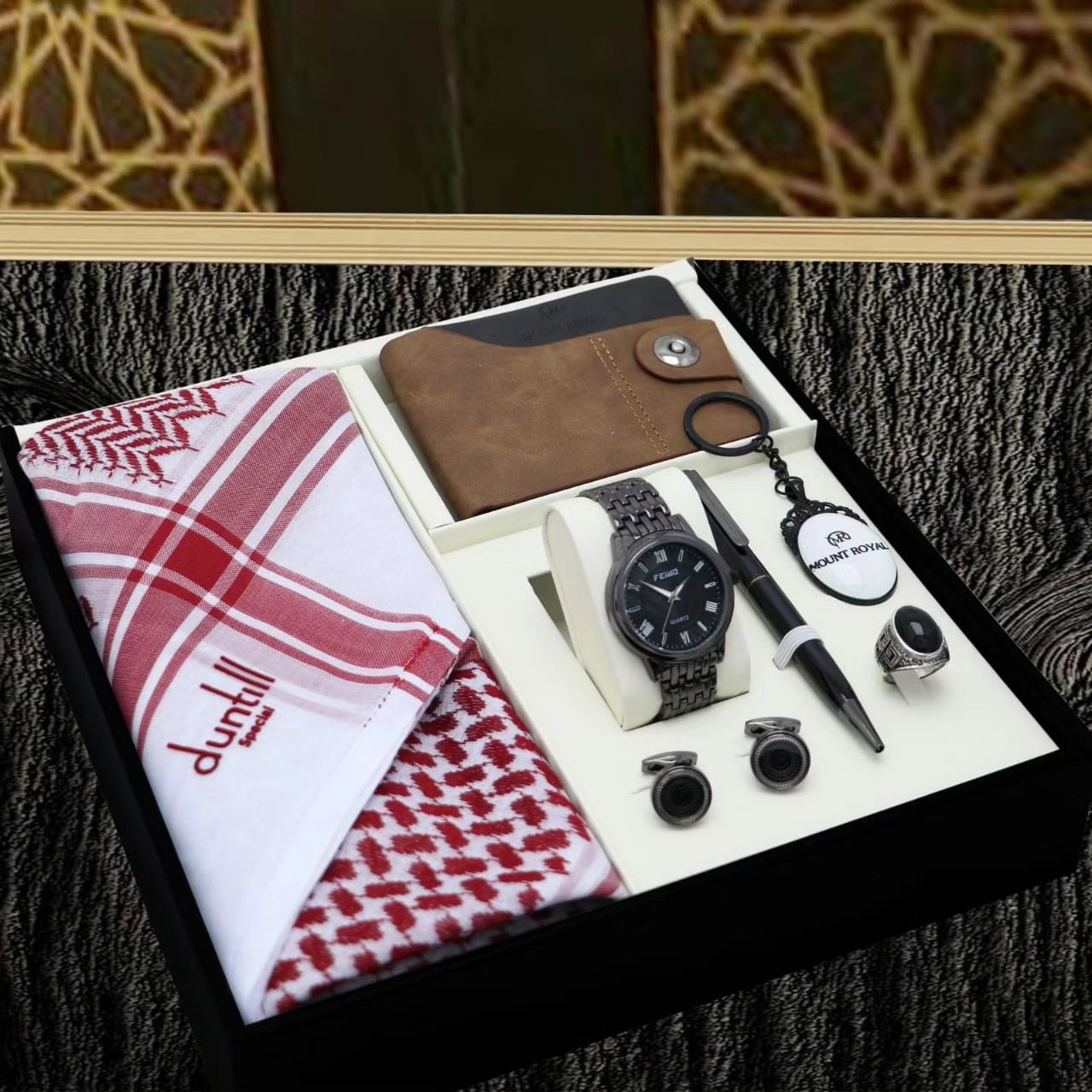 أطقم رجاليه من مونت رويال