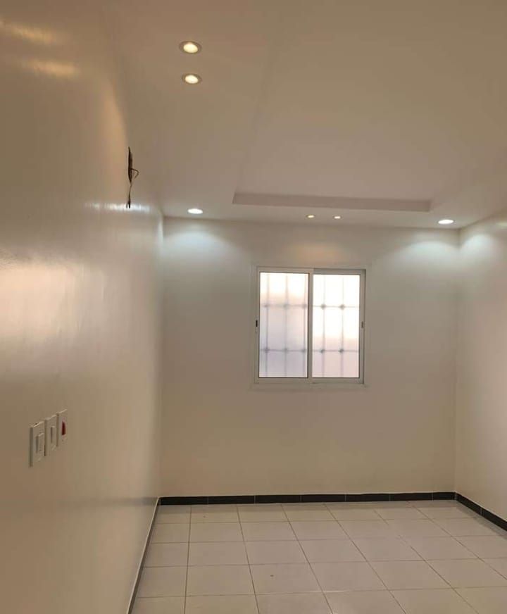 *شقه في فله* *في الرياض حي الرمال