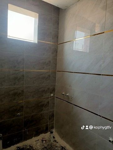 معلم بلاط سيراميك وبرسلان ورخام