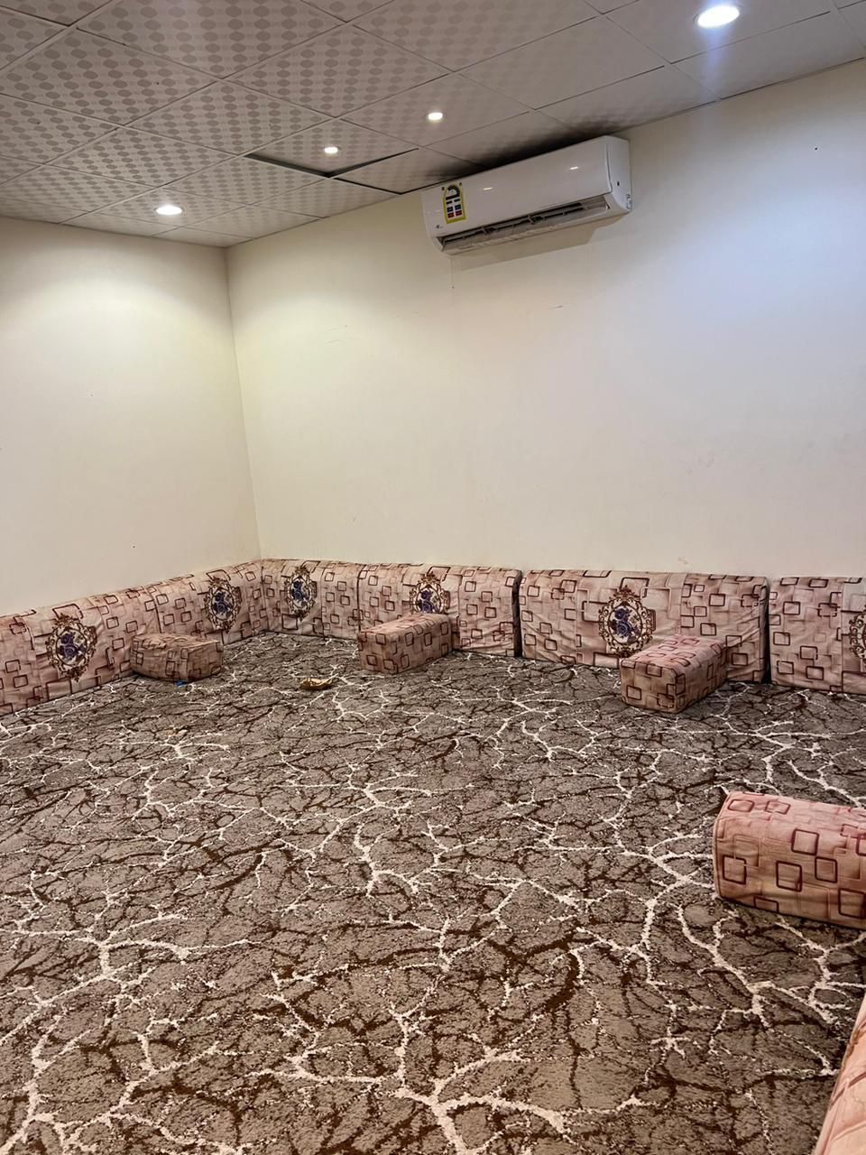 شاليه للايجار فقط ب ٢٠٠ ريال