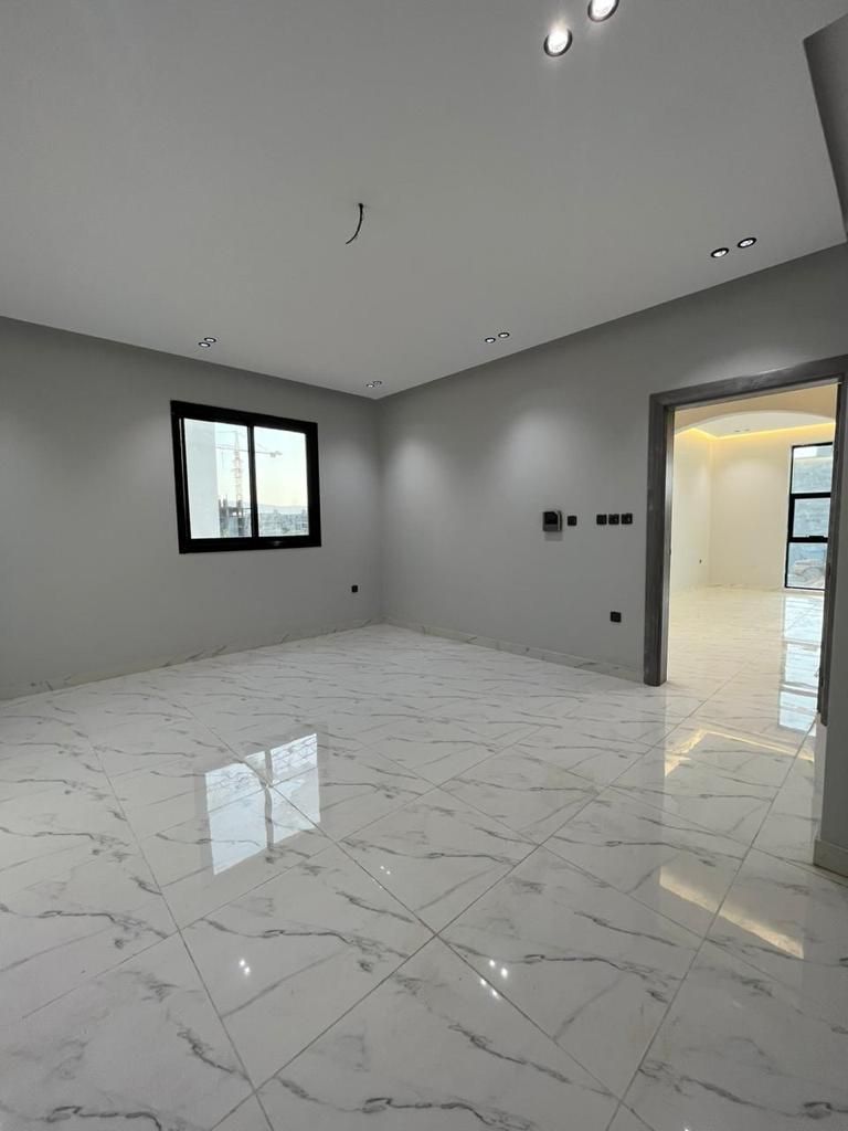 *فيلا دور فاخرة للايجار* *المدينه المنوره حي السكب