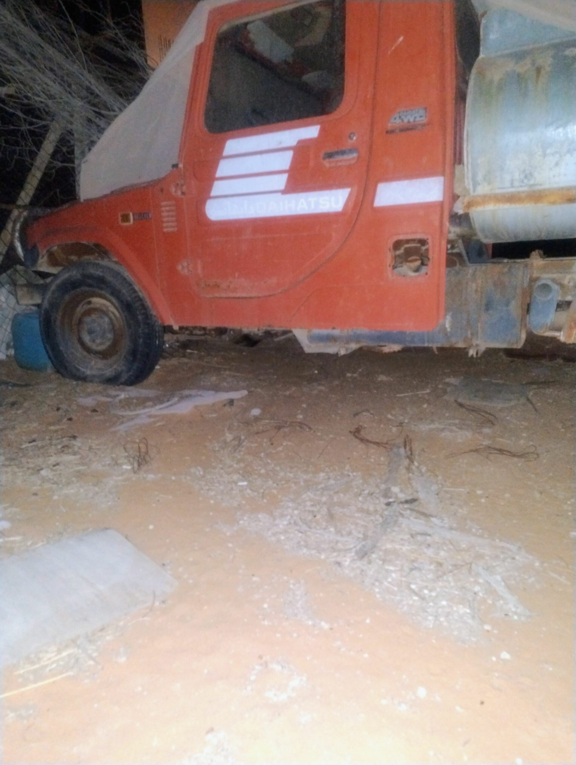 ددسن 83 دايهاتسو84