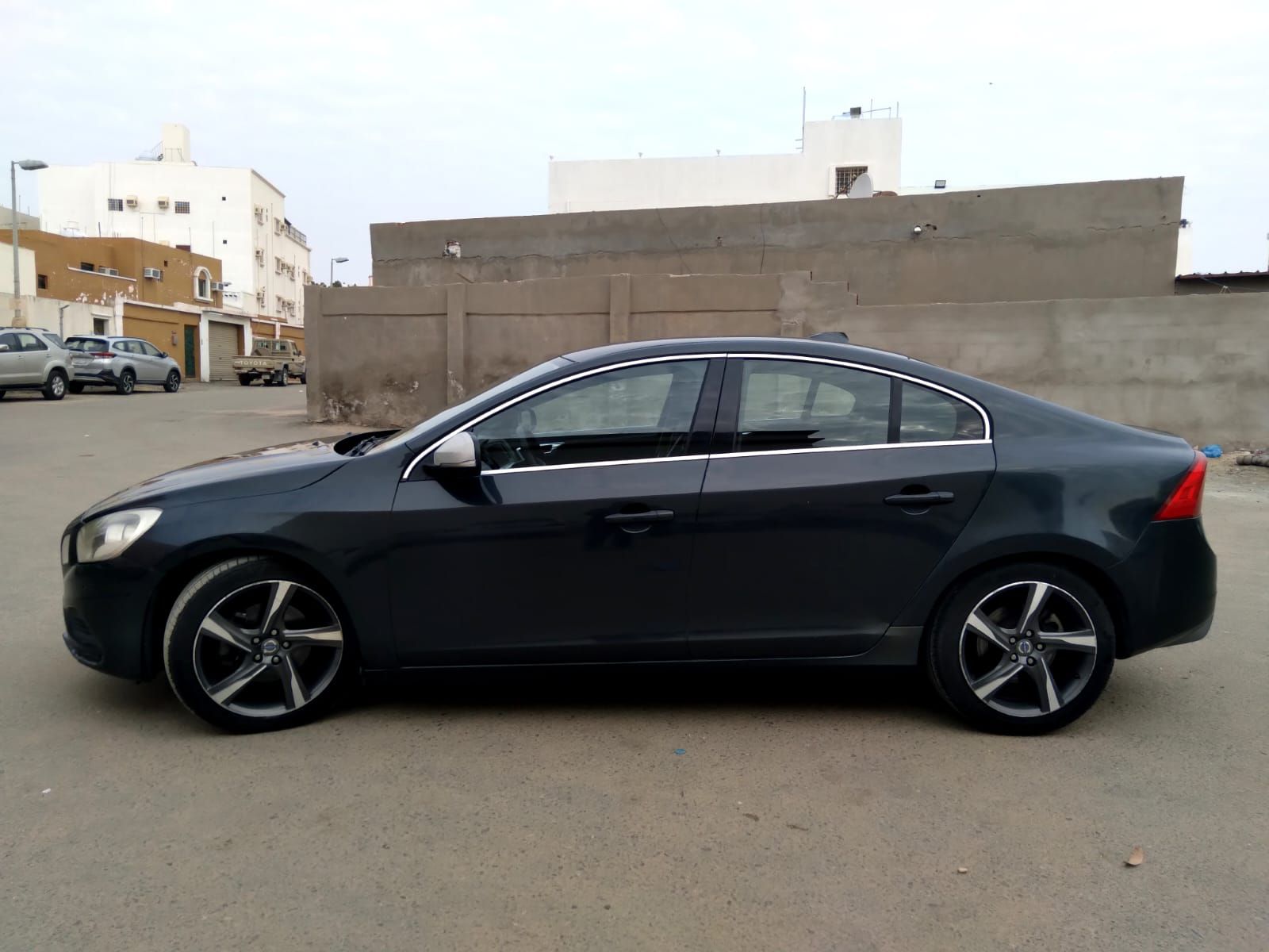 فولفو 2013 فل كامل