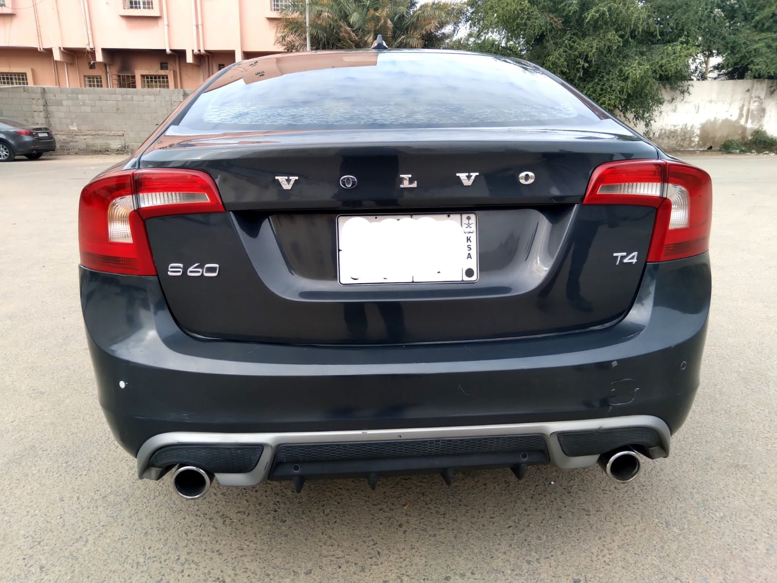 فولفو 2013 فل كامل