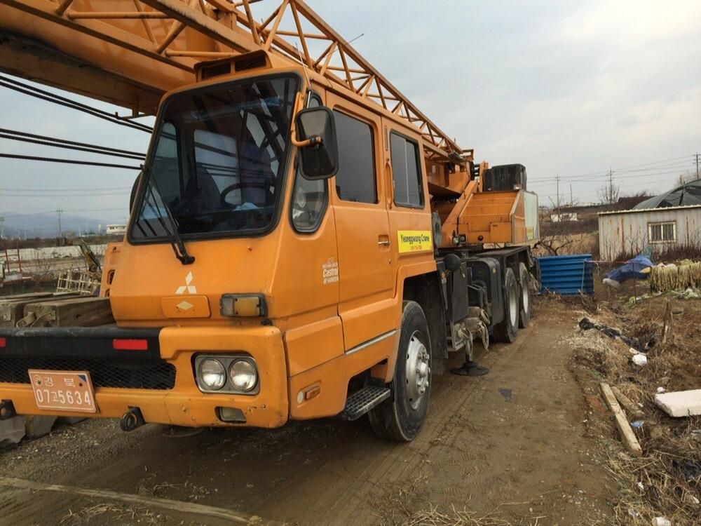 فوركلفت كرينات سيزرات مان لفت للايجار