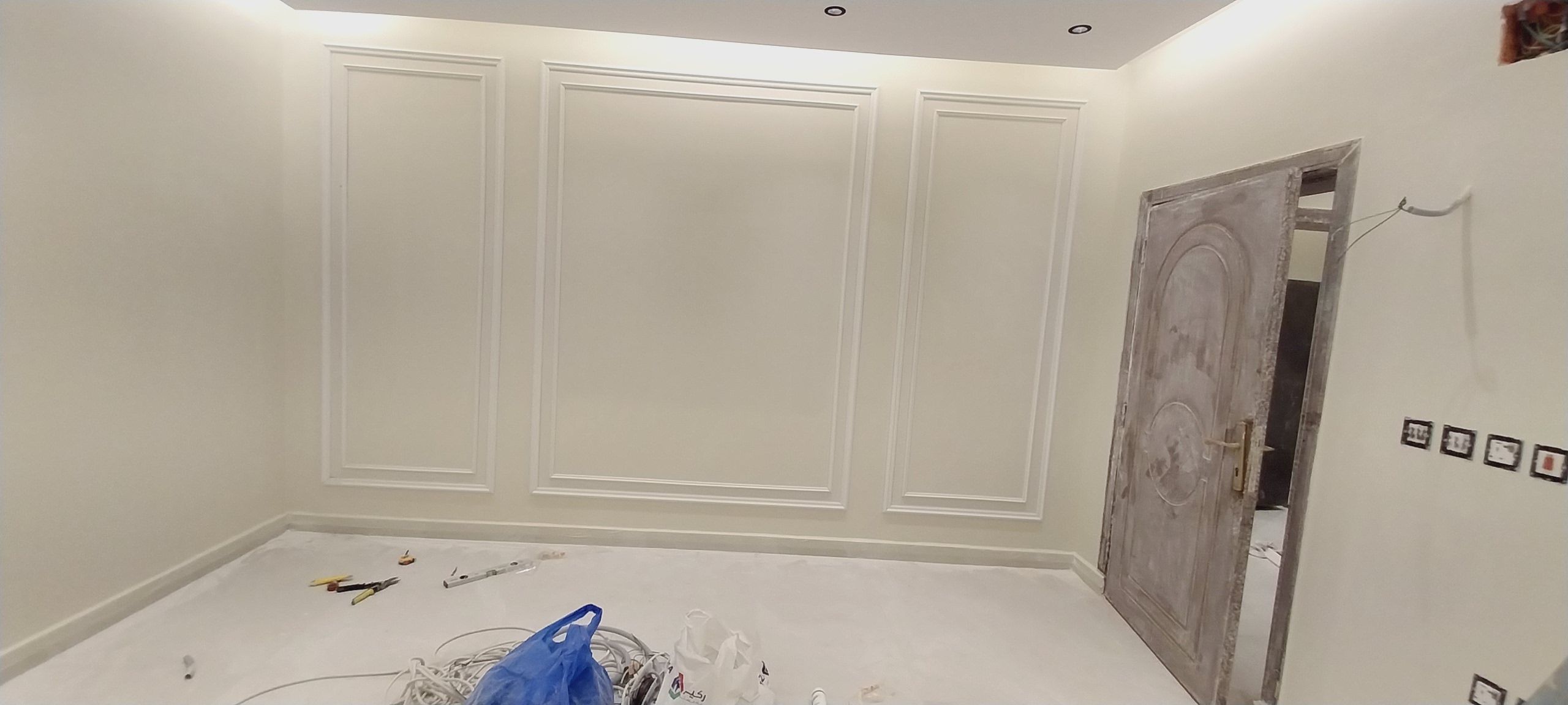 معلم دهانات وديكورات